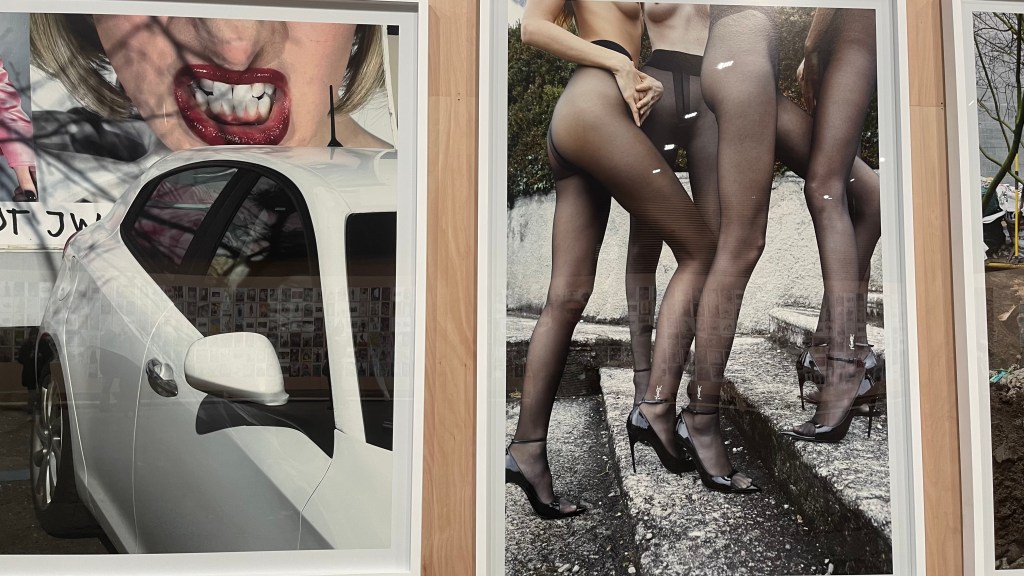 Vivienne westwood photography juergen teller exposition photographie la mode vintage i need to live
kate moss pink hair saint laurent yves 